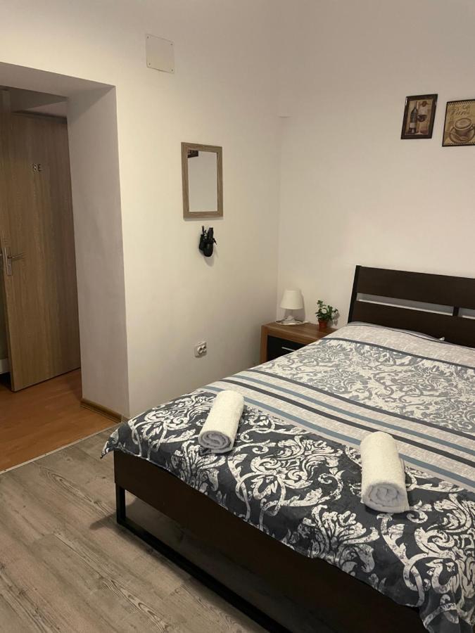 Studio Piata Amzei 1 Apartamento Bucarest Exterior foto